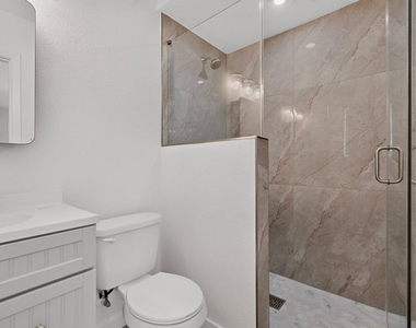 2307 Galway St - Photo Thumbnail 35