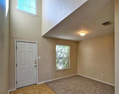 257 Prairie Verbena Dr - Photo Thumbnail 6