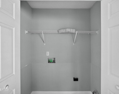 490 Hillside Drive - Photo Thumbnail 31