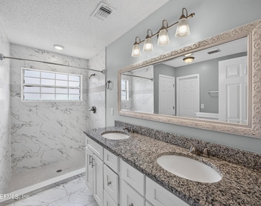 490 Hillside Drive - Photo Thumbnail 22