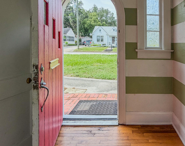 1031 Inwood Terrace - Photo Thumbnail 1