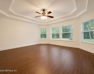 5204 Comfort Court - Photo Thumbnail 8