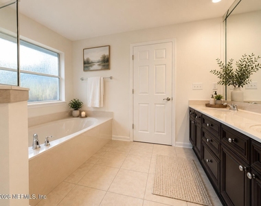 5204 Comfort Court - Photo Thumbnail 11