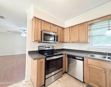 3983 Post Oak Road N - Photo Thumbnail 9