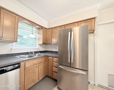 3983 Post Oak Road N - Photo Thumbnail 7