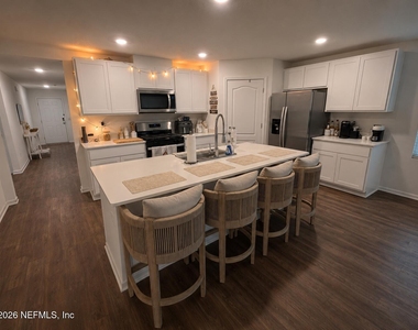 348 Orellana Road - Photo Thumbnail 3