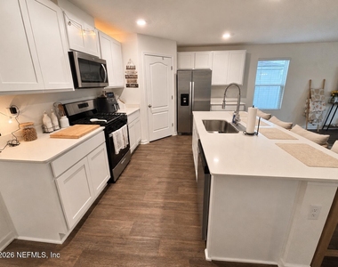 348 Orellana Road - Photo Thumbnail 2