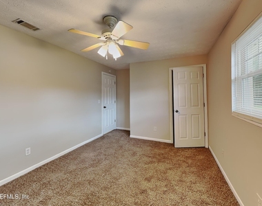 3540 Calvados Avenue - Photo Thumbnail 15