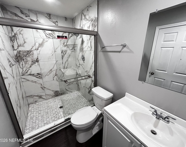 11646 Pacific Dogwood Court - Photo Thumbnail 18