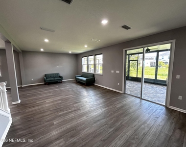 11646 Pacific Dogwood Court - Photo Thumbnail 28