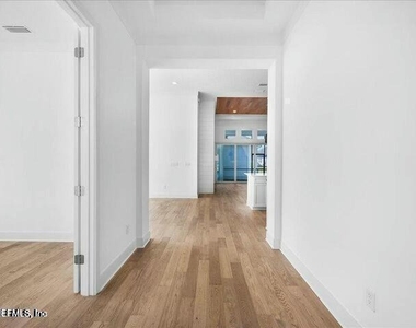 5322 Legacy Pines Way - Photo Thumbnail 4