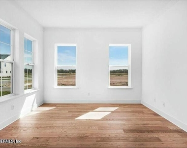 5322 Legacy Pines Way - Photo Thumbnail 6