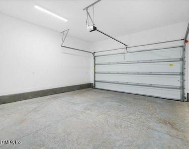 5322 Legacy Pines Way - Photo Thumbnail 22