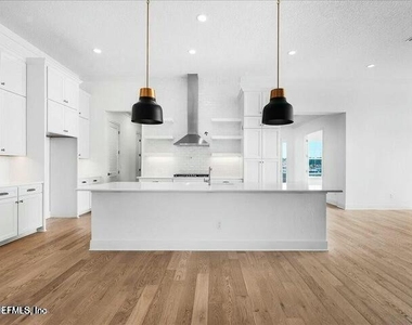 5322 Legacy Pines Way - Photo Thumbnail 10