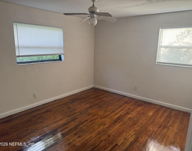 7244 Sandhurst Road S - Photo Thumbnail 10
