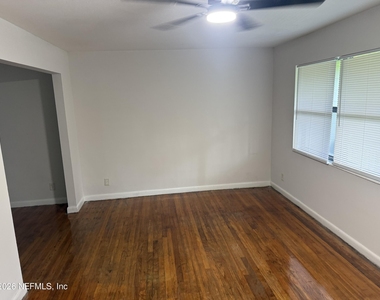 7244 Sandhurst Road S - Photo Thumbnail 7