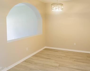 258 Beech Brook Street - Photo Thumbnail 5
