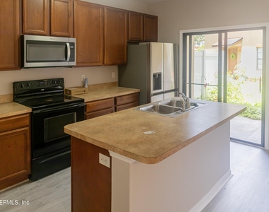 258 Beech Brook Street - Photo Thumbnail 1