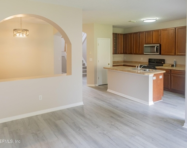 258 Beech Brook Street - Photo Thumbnail 3