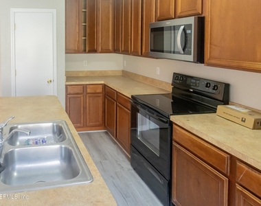 258 Beech Brook Street - Photo Thumbnail 2