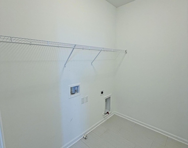 716 Cherry Elm Drive - Photo Thumbnail 17
