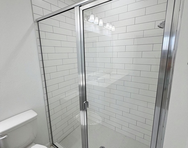 716 Cherry Elm Drive - Photo Thumbnail 9