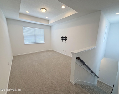 716 Cherry Elm Drive - Photo Thumbnail 10