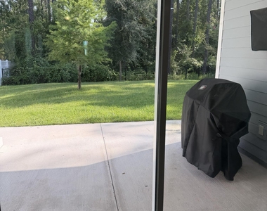 323 Holly Forest Drive - Photo Thumbnail 2