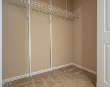 313 Scrub Jay Drive - Photo Thumbnail 31