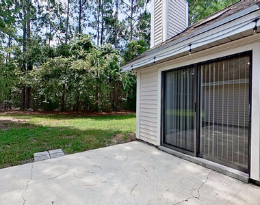 12958 Medford Lane - Photo Thumbnail 22