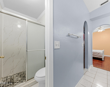 2656 Lantana Lakes Drive E - Photo Thumbnail 17