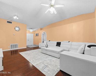 2656 Lantana Lakes Drive E - Photo Thumbnail 4