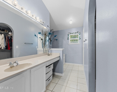 2656 Lantana Lakes Drive E - Photo Thumbnail 15