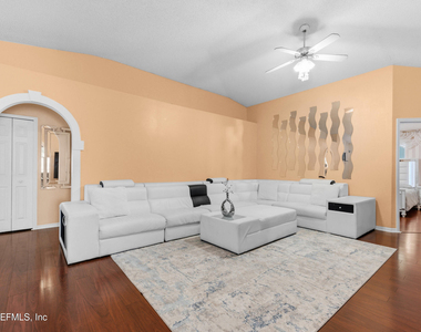 2656 Lantana Lakes Drive E - Photo Thumbnail 3