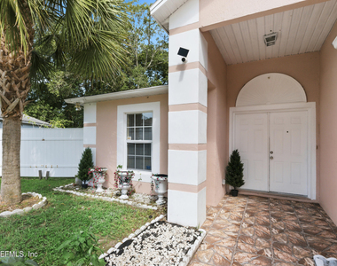 2656 Lantana Lakes Drive E - Photo Thumbnail 1