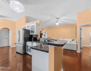 2656 Lantana Lakes Drive E - Photo Thumbnail 6