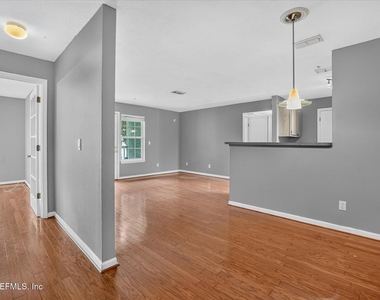 7701 Timberlin Park Boulevard - Photo Thumbnail 6