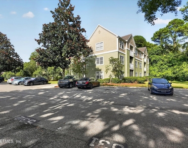 7701 Timberlin Park Boulevard - Photo Thumbnail 2
