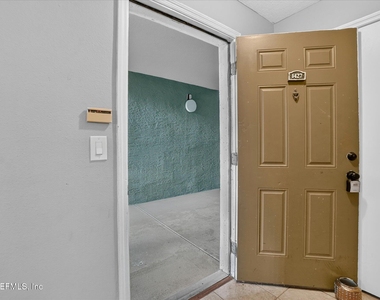 7701 Timberlin Park Boulevard - Photo Thumbnail 5