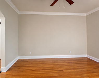 1528 E 74th Place - Photo Thumbnail 7
