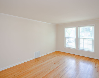 4262 W Nelson Street - Photo Thumbnail 9