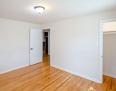 4262 W Nelson Street - Photo Thumbnail 7