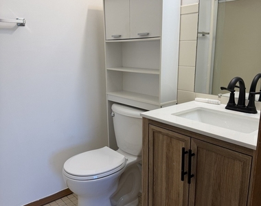 1326 E 159th St 1326 Street - Photo Thumbnail 8