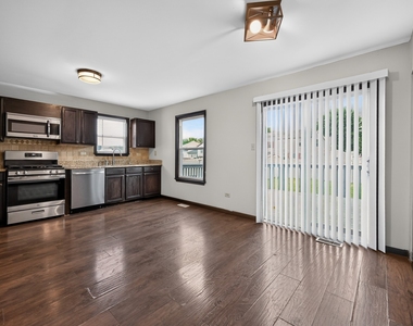 1301 Brookfield Drive - Photo Thumbnail 4