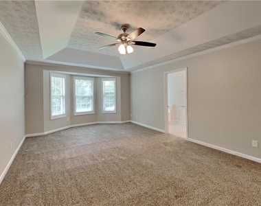 399 Charesa Lane - Photo Thumbnail 8