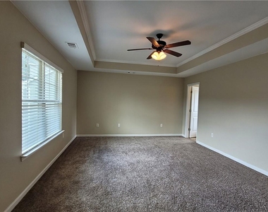 6010 Stonebrook Lane - Photo Thumbnail 35