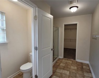 6010 Stonebrook Lane - Photo Thumbnail 33