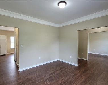 6010 Stonebrook Lane - Photo Thumbnail 26