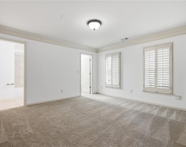 2060 Fife Ridge Court - Photo Thumbnail 14
