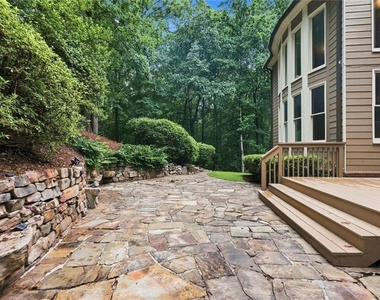 2060 Fife Ridge Court - Photo Thumbnail 30